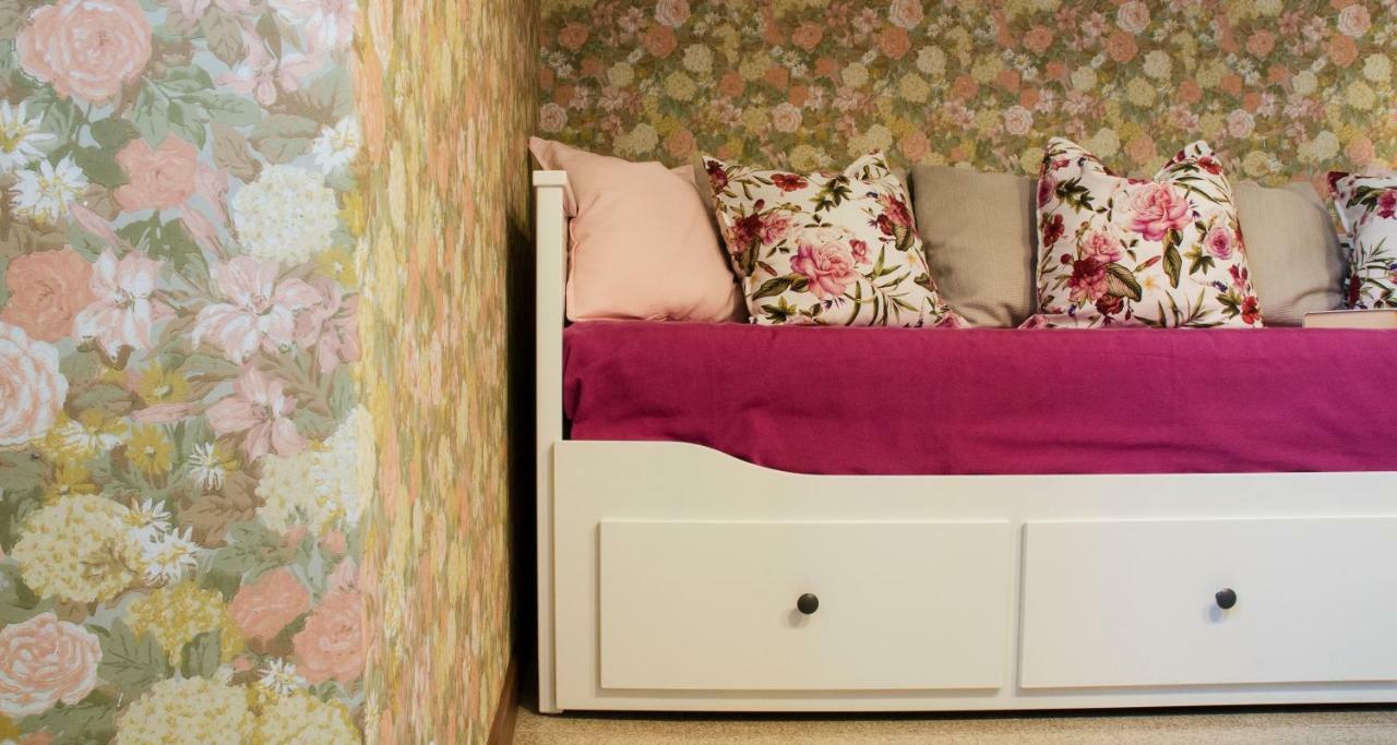 Flowers Apartment Joivy 25 Côme Extérieur photo
