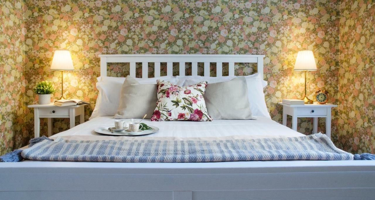 Flowers Apartment Joivy 25 Côme Extérieur photo
