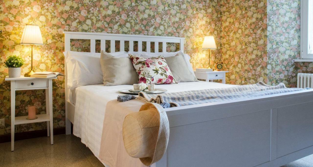 Flowers Apartment Joivy 25 Côme Extérieur photo